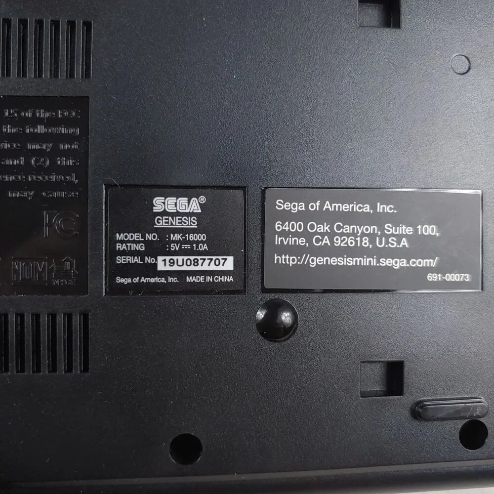 Sega Genesis Classic Mini Console (MK-16000) - 2 Controllers - Authentic TESTED